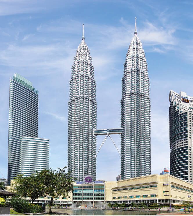 Petronas twin towers in kuala lumpur, malaysia.